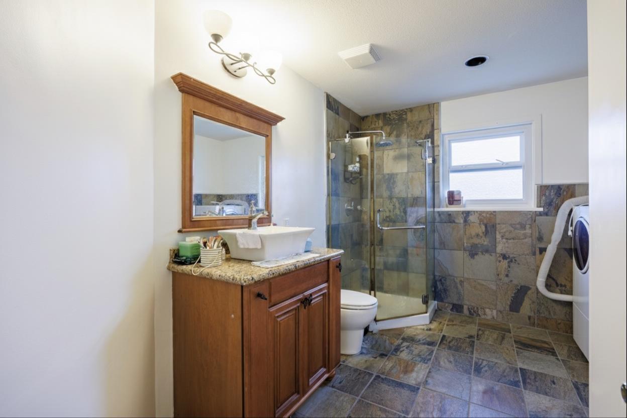 3 Bed, 3 Bath House for Sale in Surrey – 10333 167 STREET, Surrey - Image 8