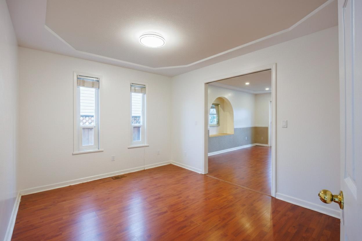 3 Bed, 3 Bath House for Sale in Surrey – 10333 167 STREET, Surrey - Image 4