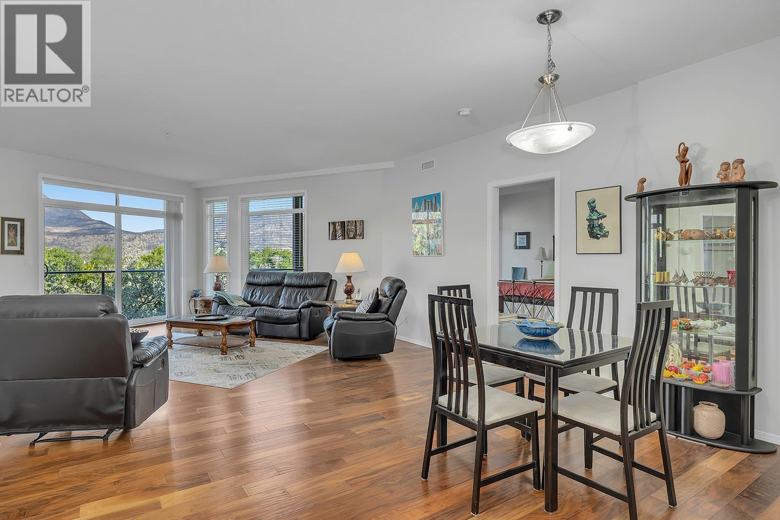 1088 Sunset Drive Unit# 410, Kelowna