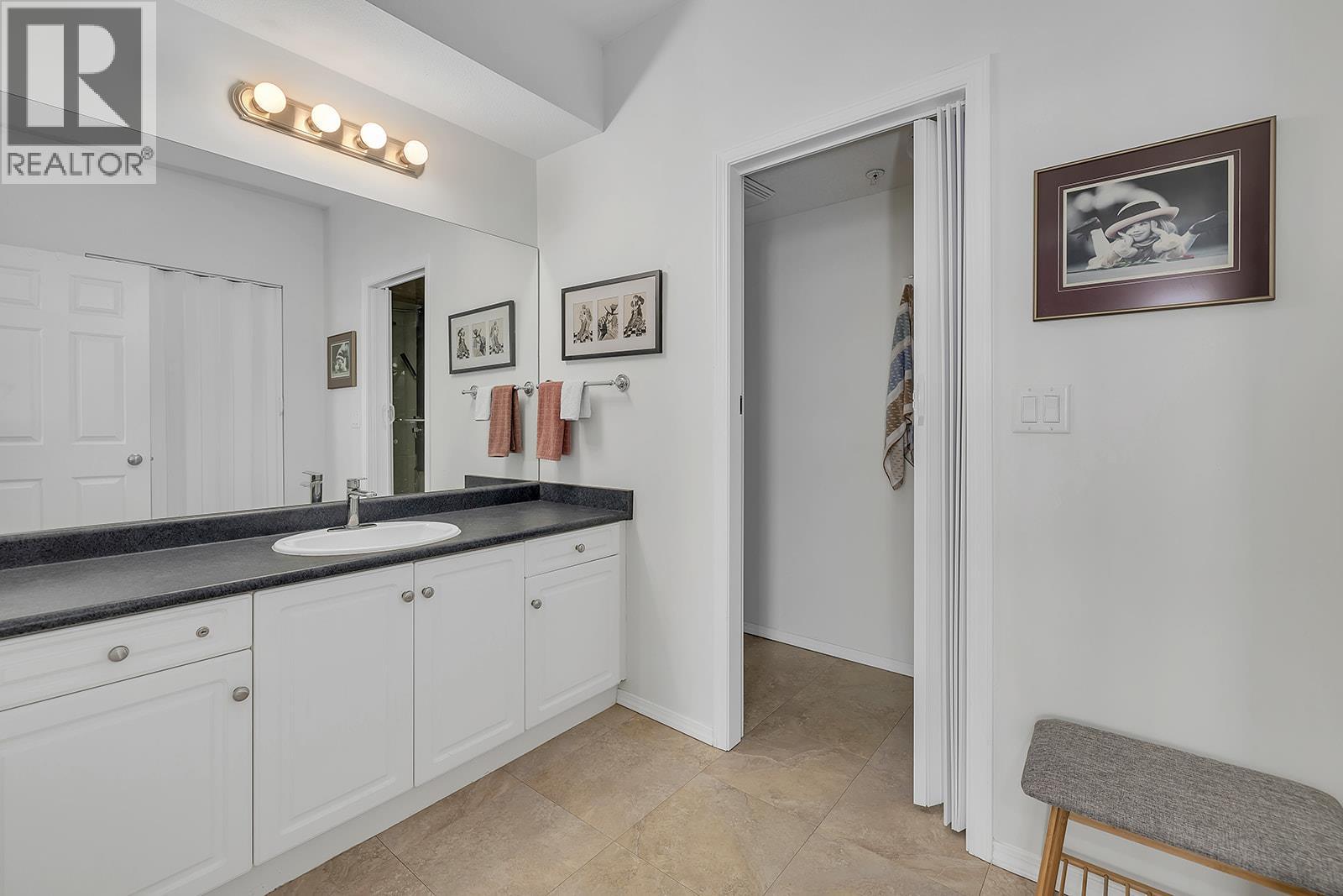 1088 Sunset Drive Unit# 410, Kelowna