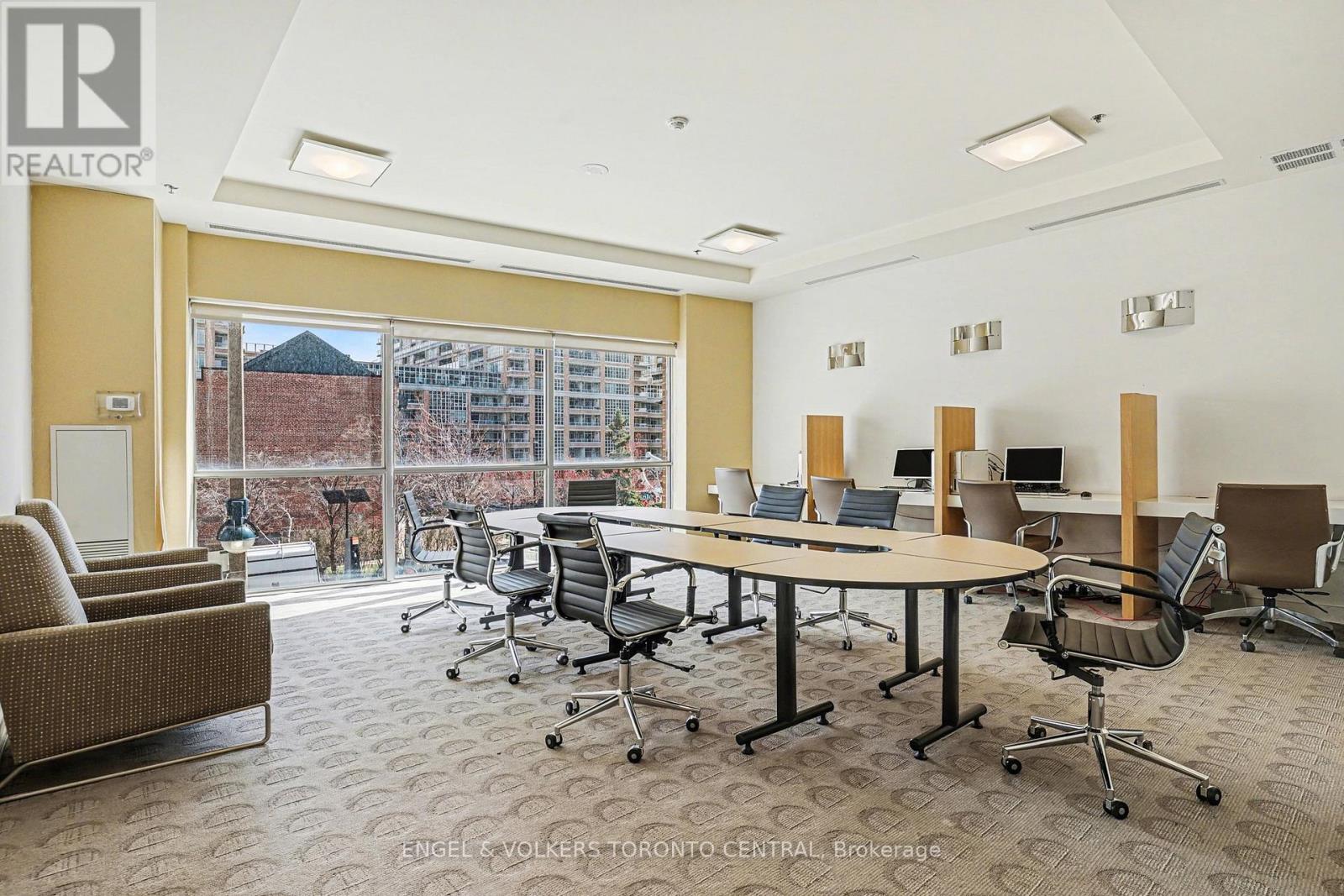 #207 80 WESTERN BATTERY ROAD - 14