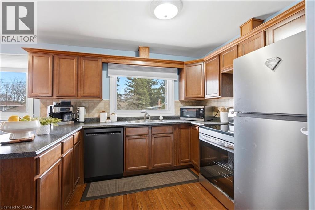 52 BONIFACE Avenue, Kitchener, Ontario, N2C1L9 — Photo 24