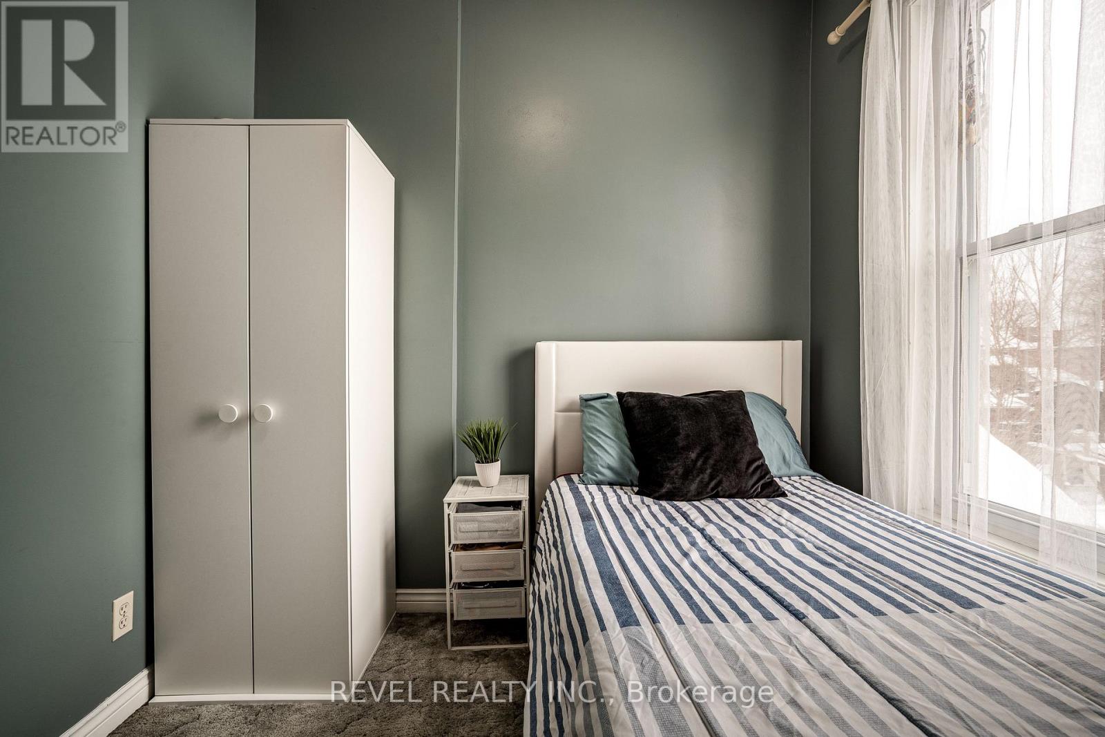 51 TISDALE STREET N - 27