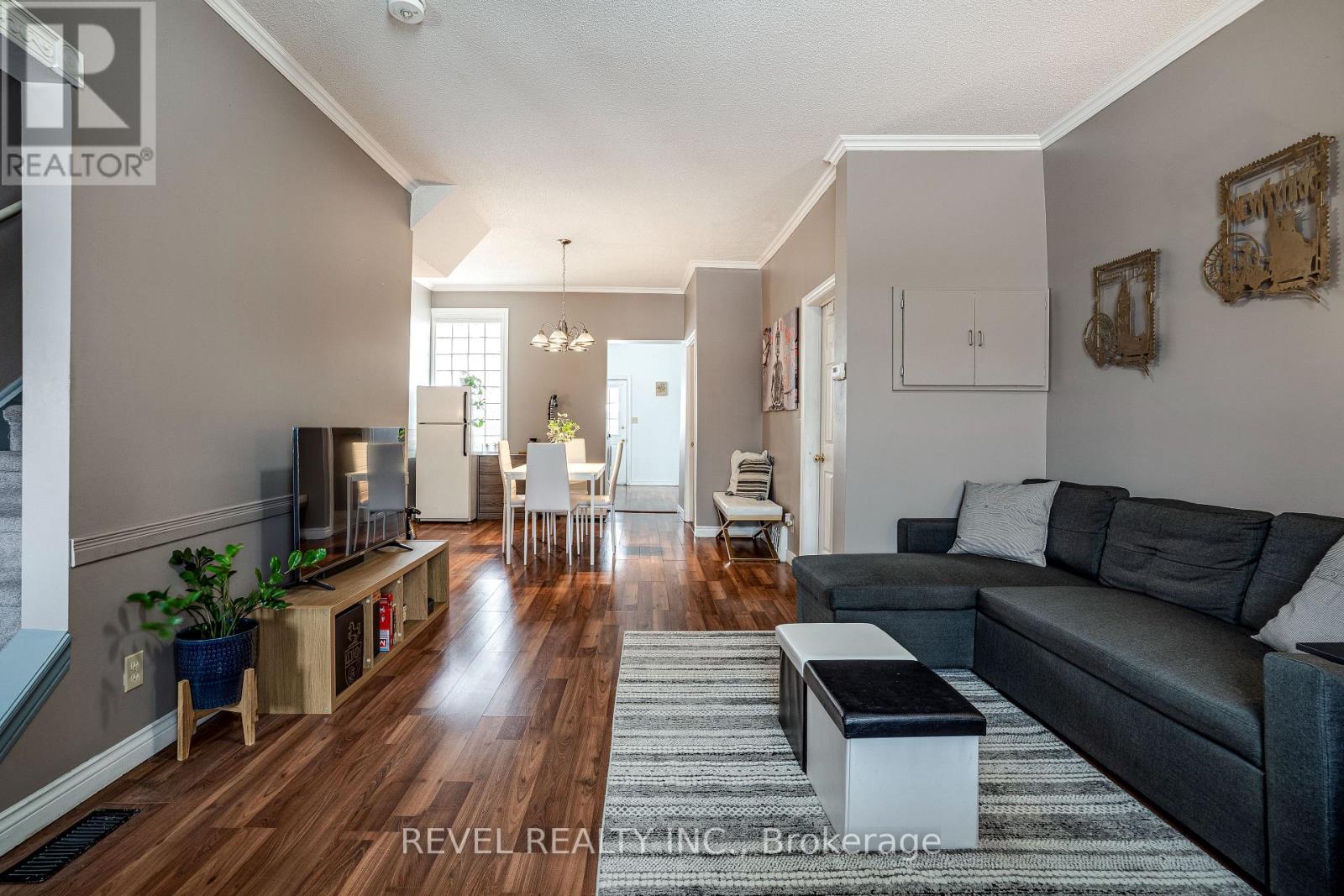51 TISDALE STREET N - 8