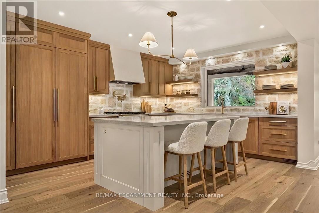 393 HESS STREET S - 8
