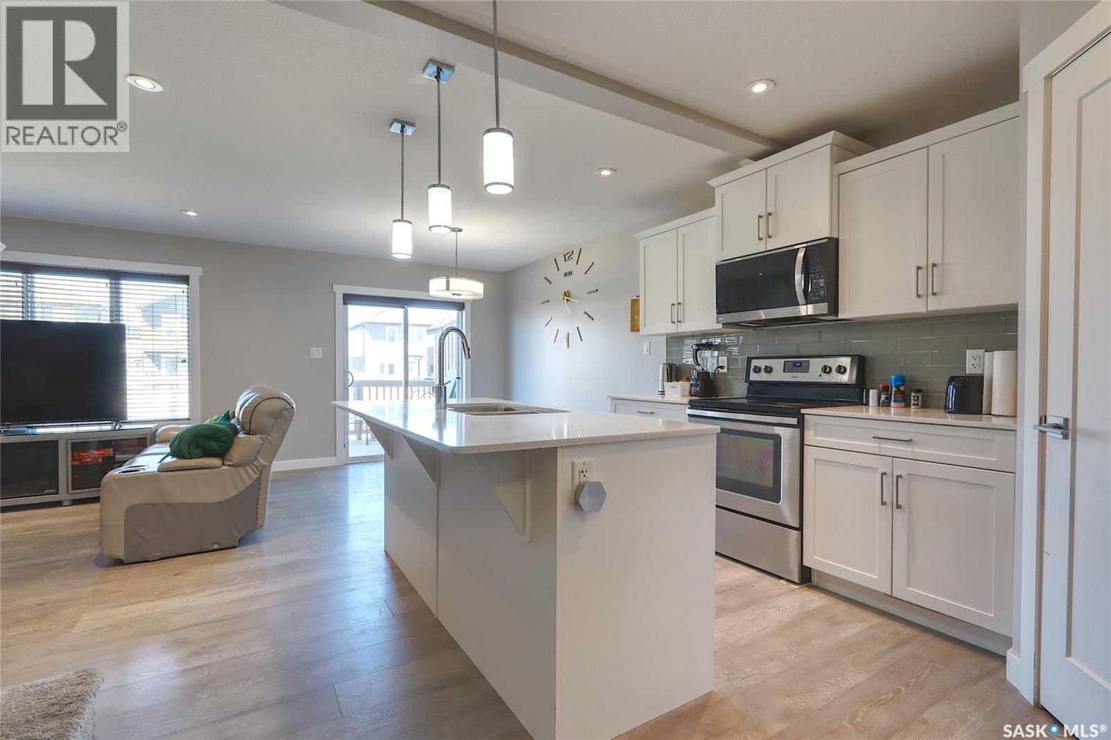 #1732 Mustard STREET - 12