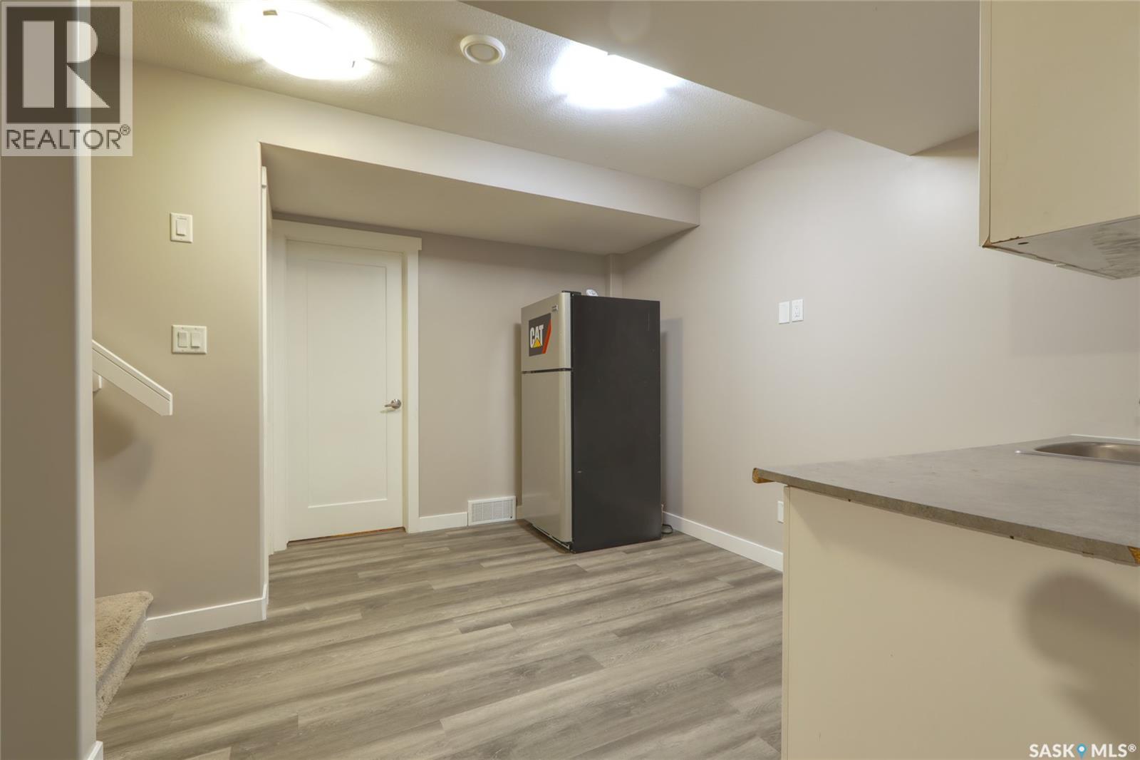 #1732 Mustard STREET - 27