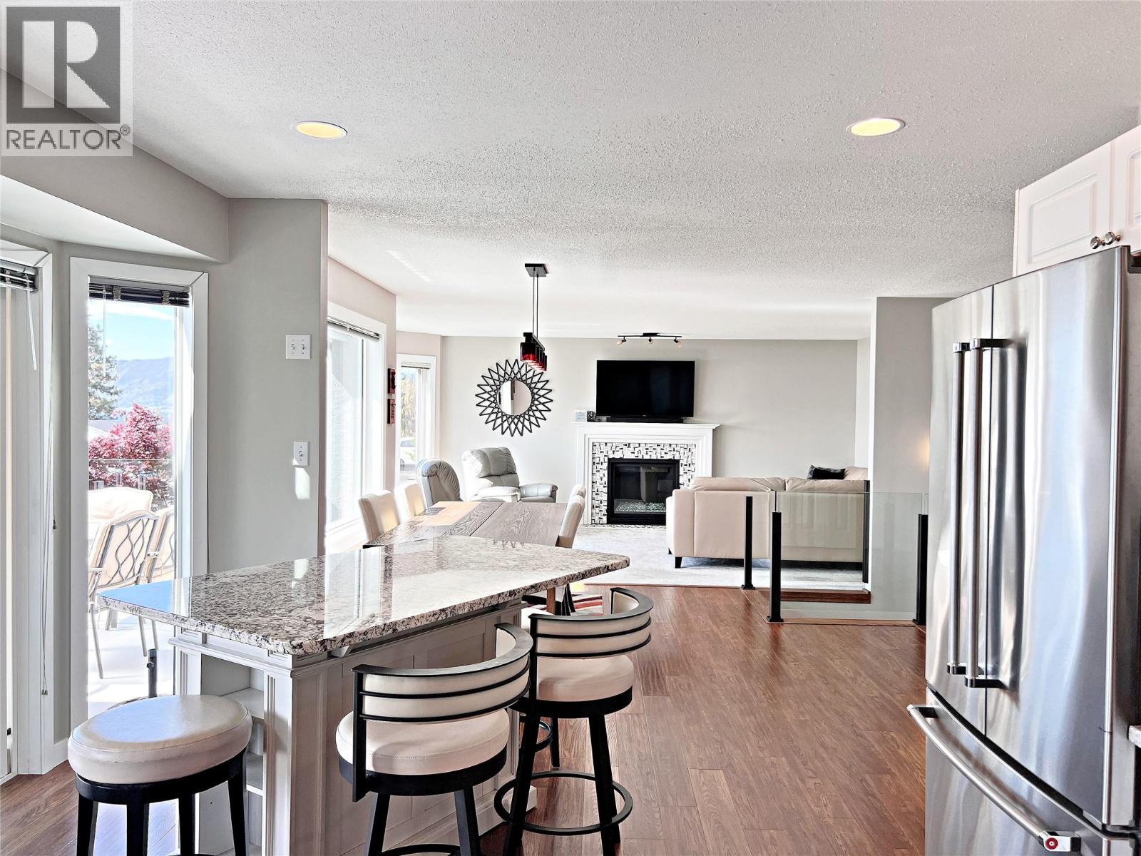 5216 Sutherland Road, Peachland
