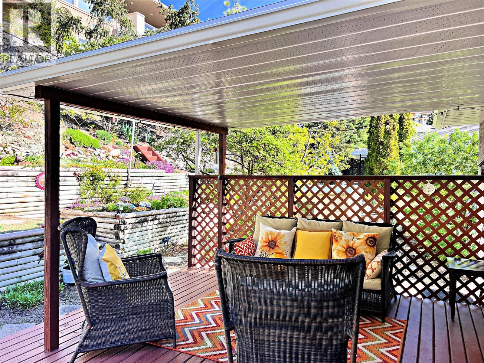 5216 Sutherland Road - 36