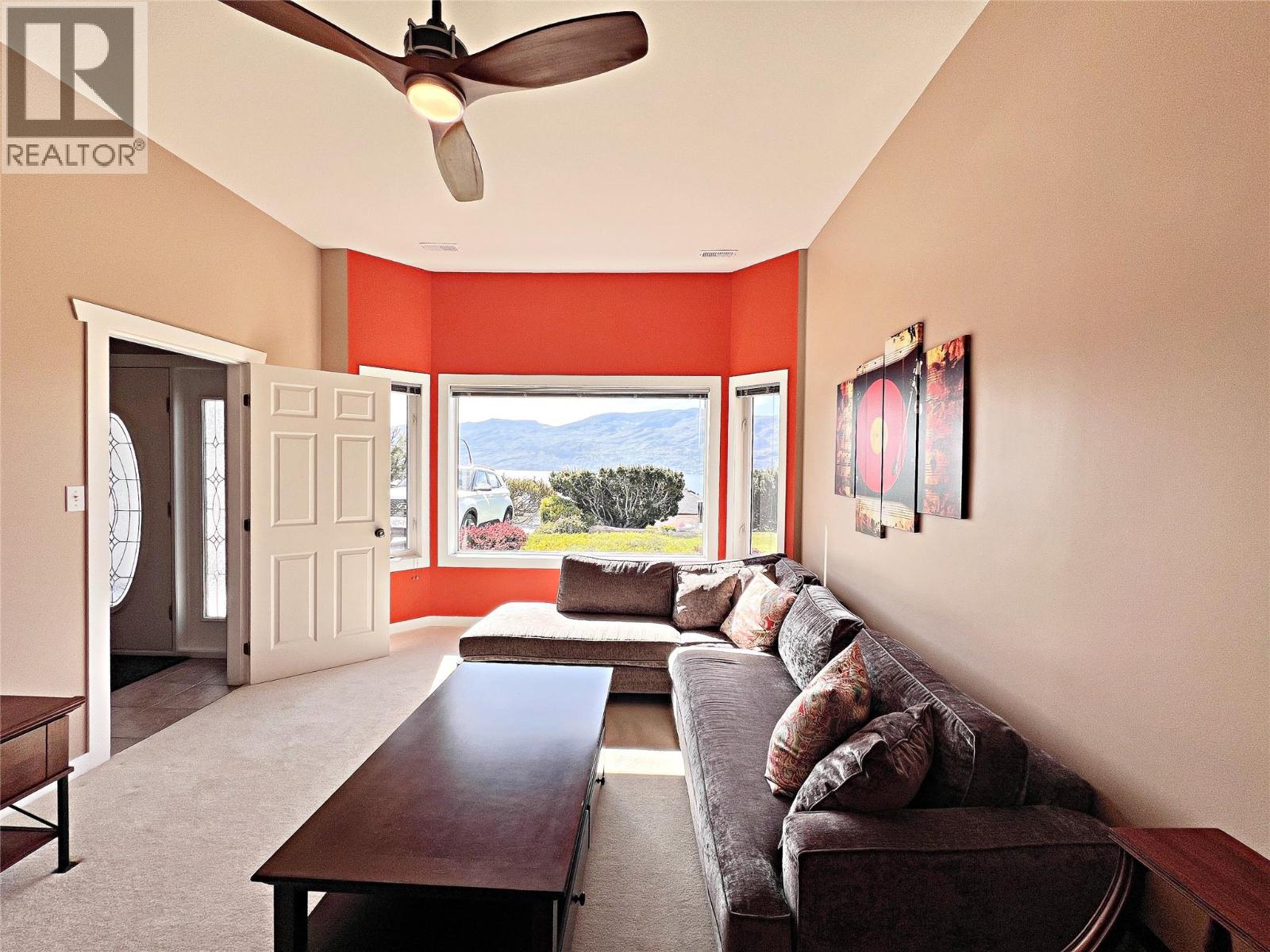 5216 Sutherland Road, Peachland