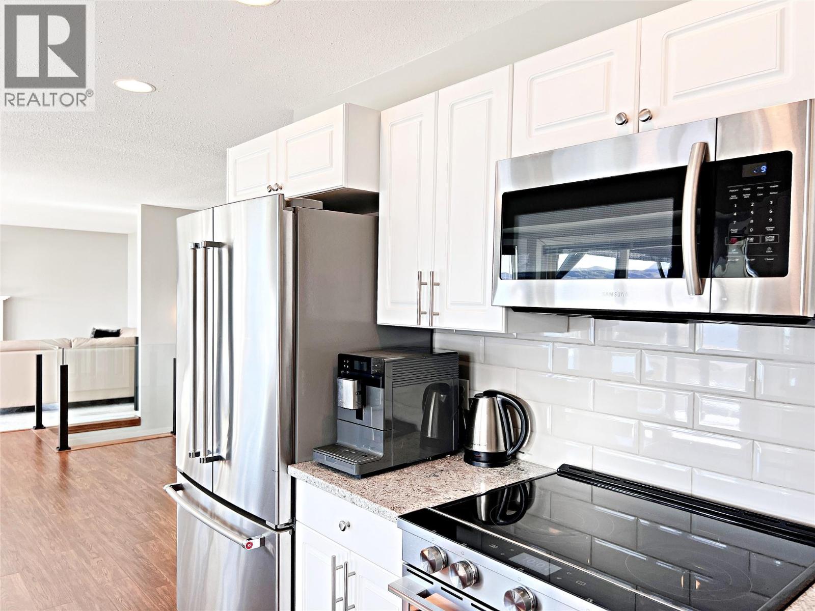 5216 Sutherland Road, Peachland
