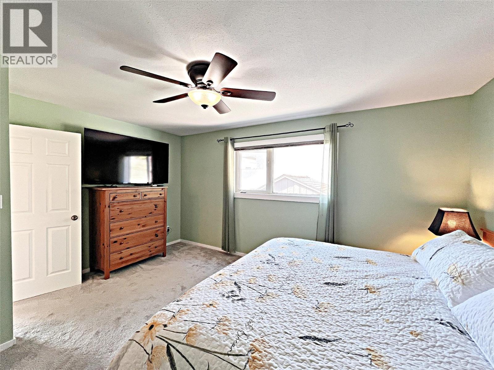 5216 Sutherland Road, Peachland