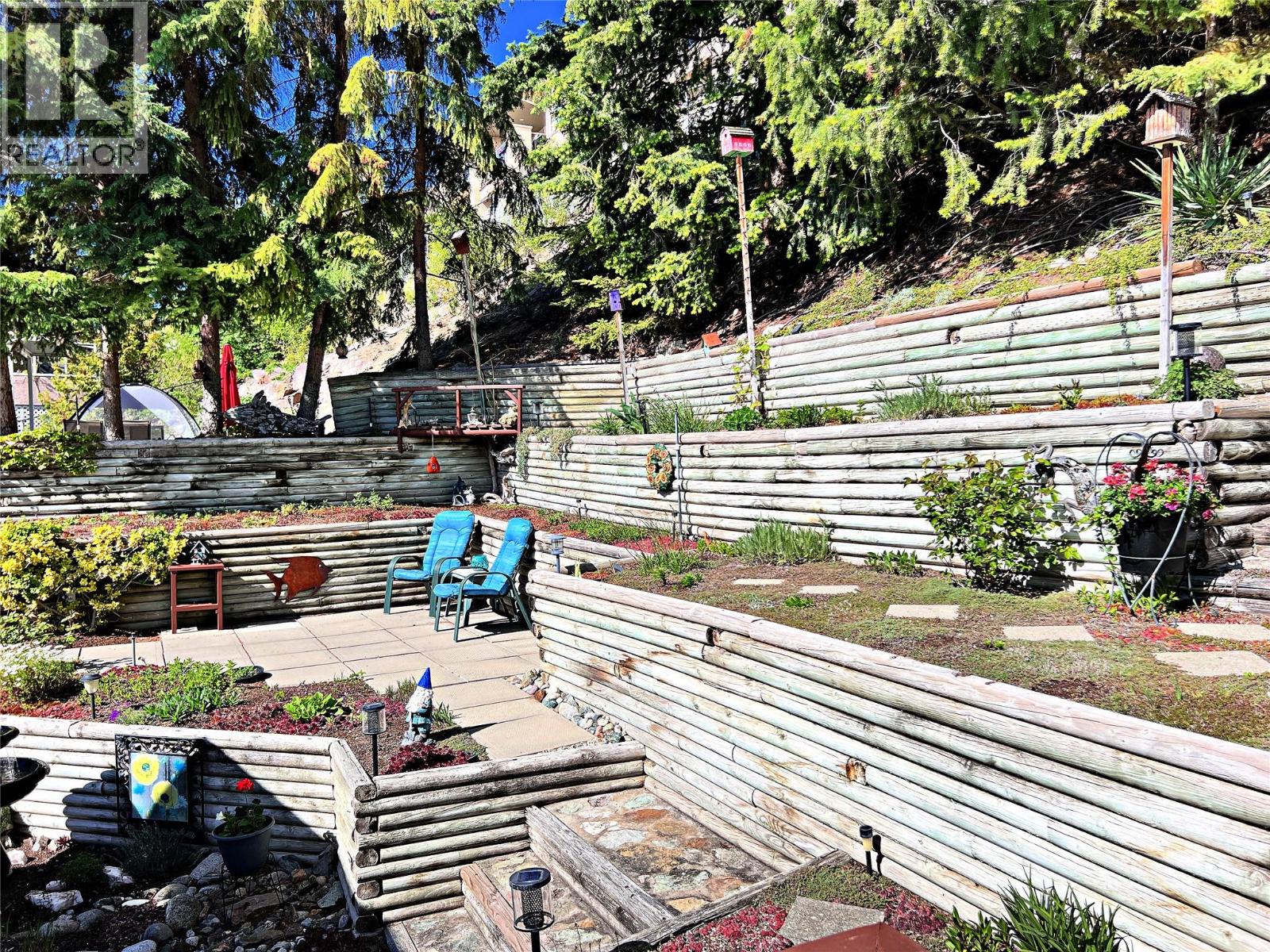 5216 Sutherland Road, Peachland