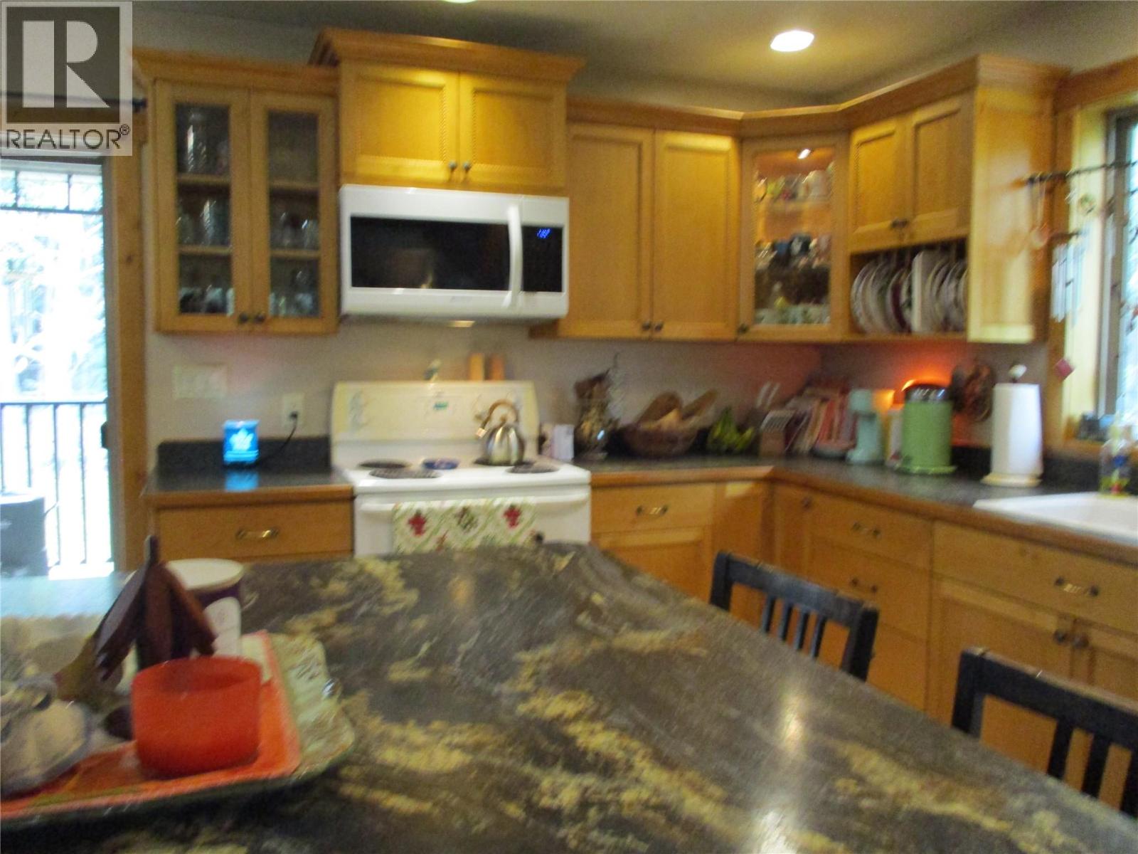 863 Gardom Lake Road - 2