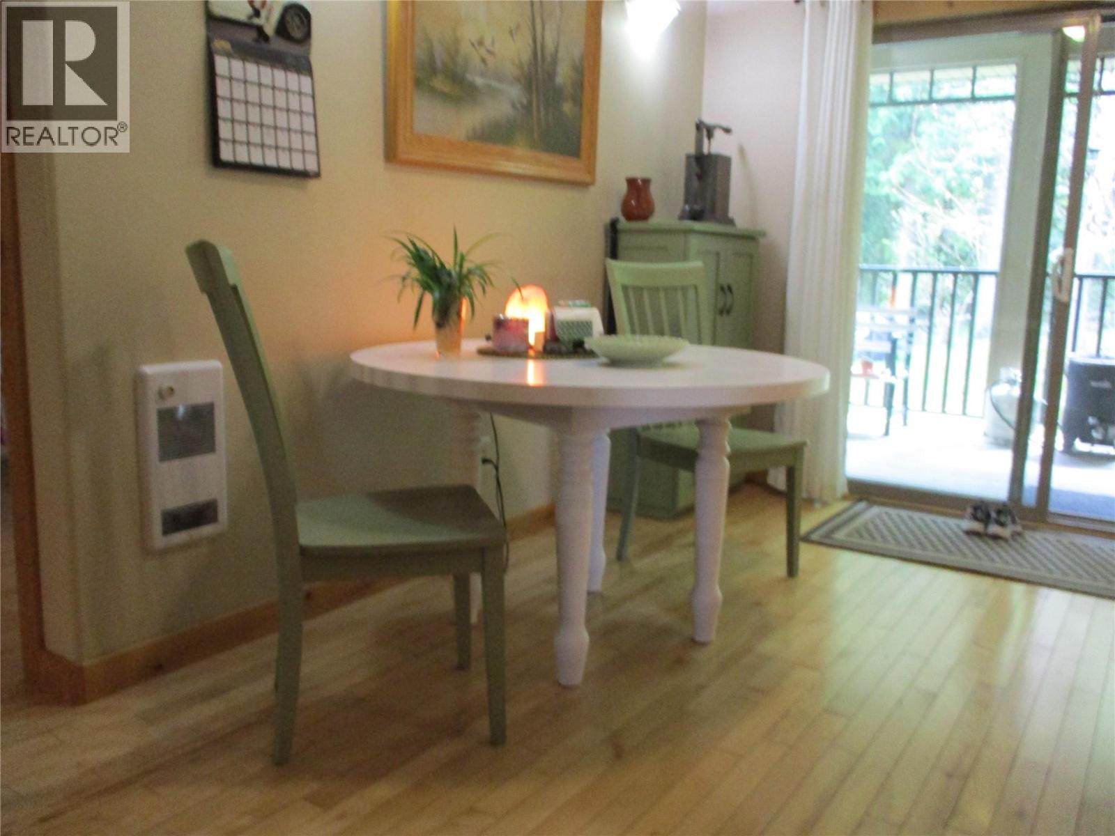 863 Gardom Lake Road - 5