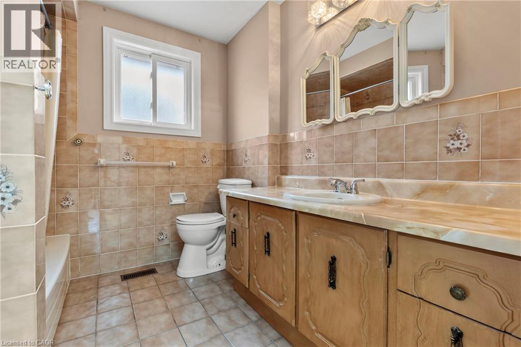 14 INDIAN Crescent, Hamilton, Ontario, L8V4V6 — Photo 25