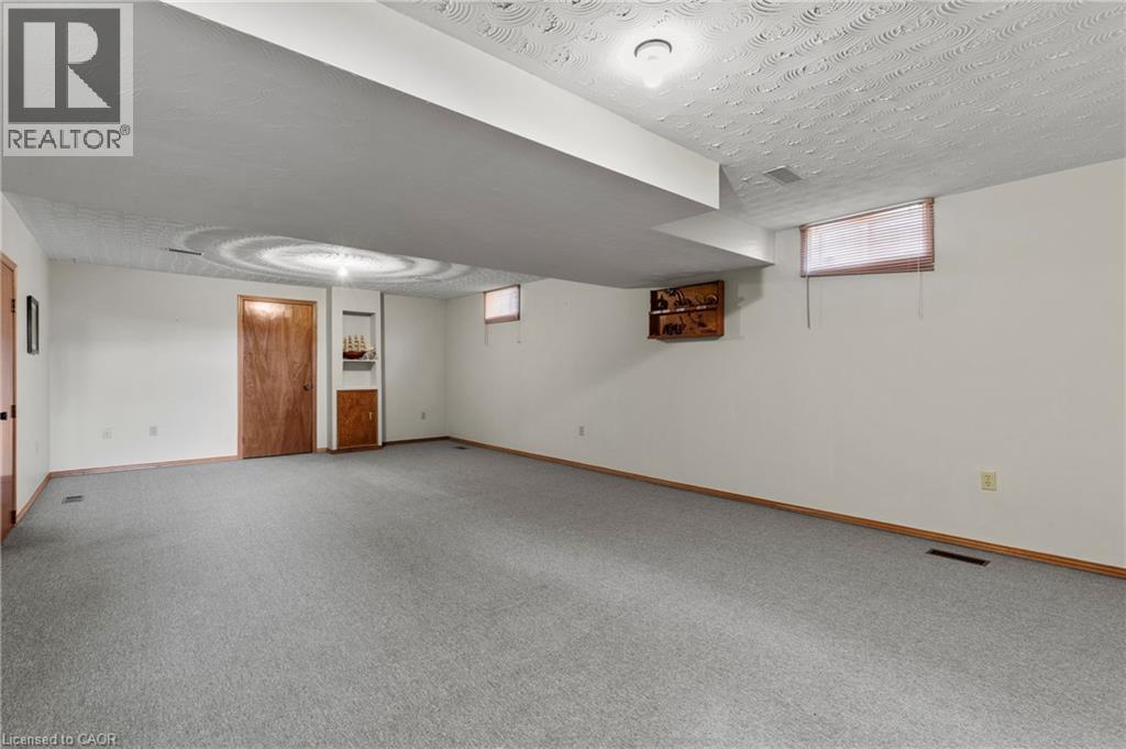 14 INDIAN Crescent, Hamilton, Ontario, L8V4V6 — Photo 35