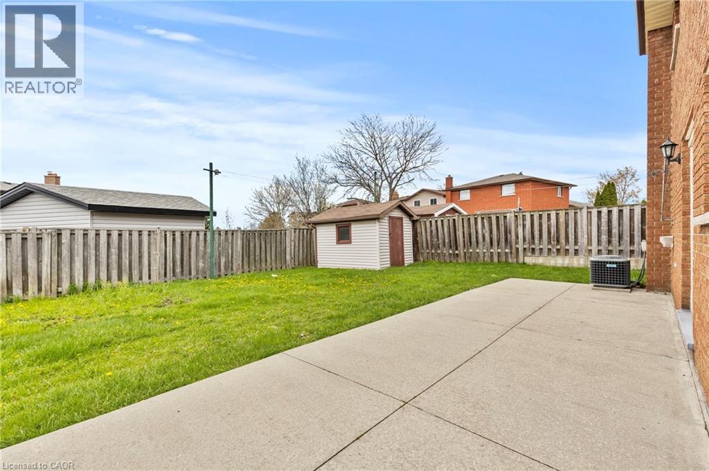 14 INDIAN Crescent, Hamilton, Ontario, L8V4V6 — Photo 45