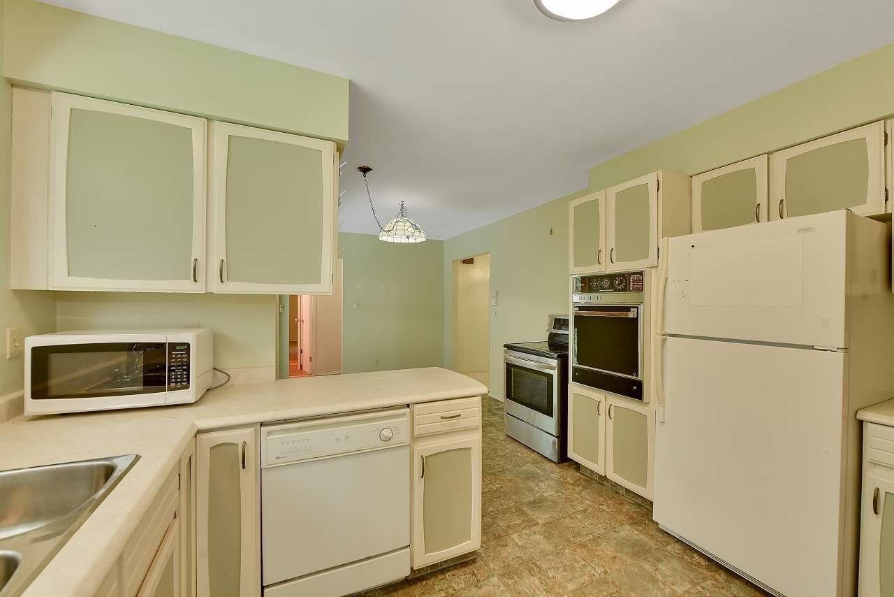 5 Bed, 2 Bath House for Sale in Surrey – 13428 CRESCENT ROAD, Surrey – MLS# R3119379 - Image 12