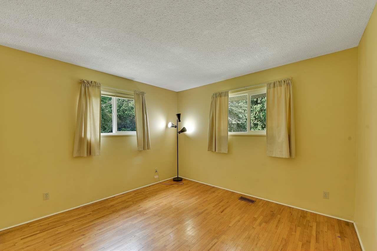 5 Bed, 2 Bath House for Sale in Surrey – 13428 CRESCENT ROAD, Surrey – MLS# R3119379 - Image 21