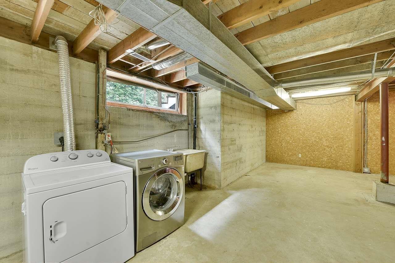 5 Bed, 2 Bath House for Sale in Surrey – 13428 CRESCENT ROAD, Surrey – MLS# R3119379 - Image 33