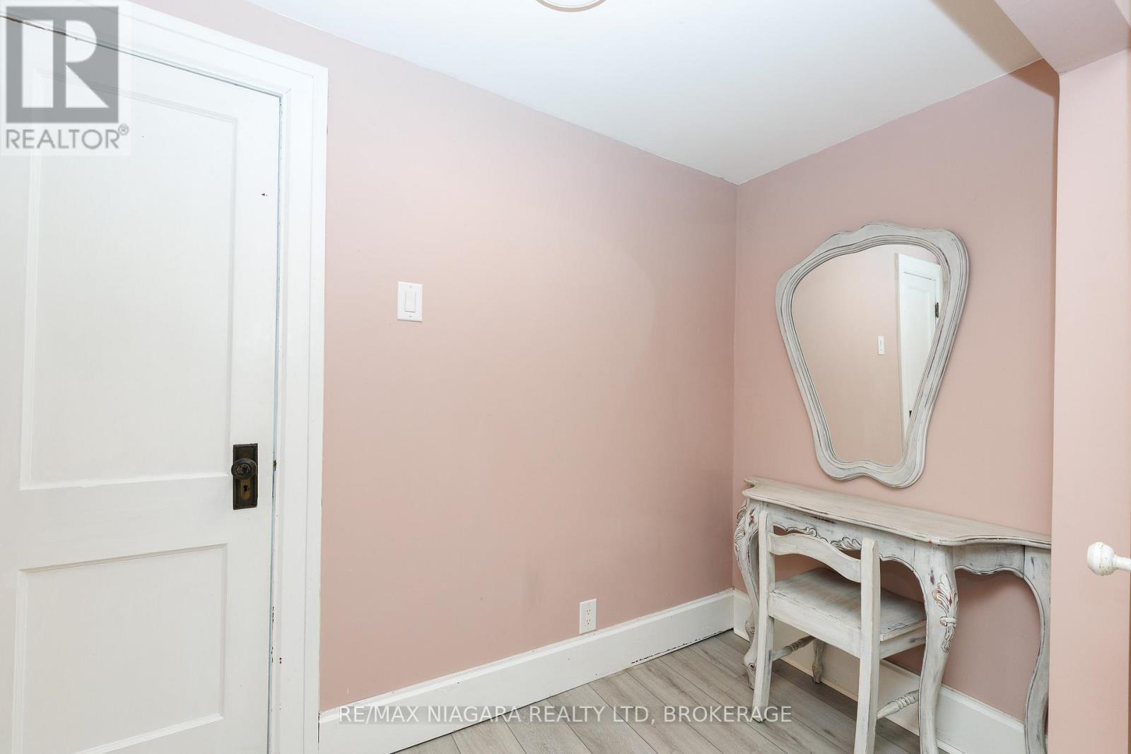 5011 FIFTH AVENUE - 20