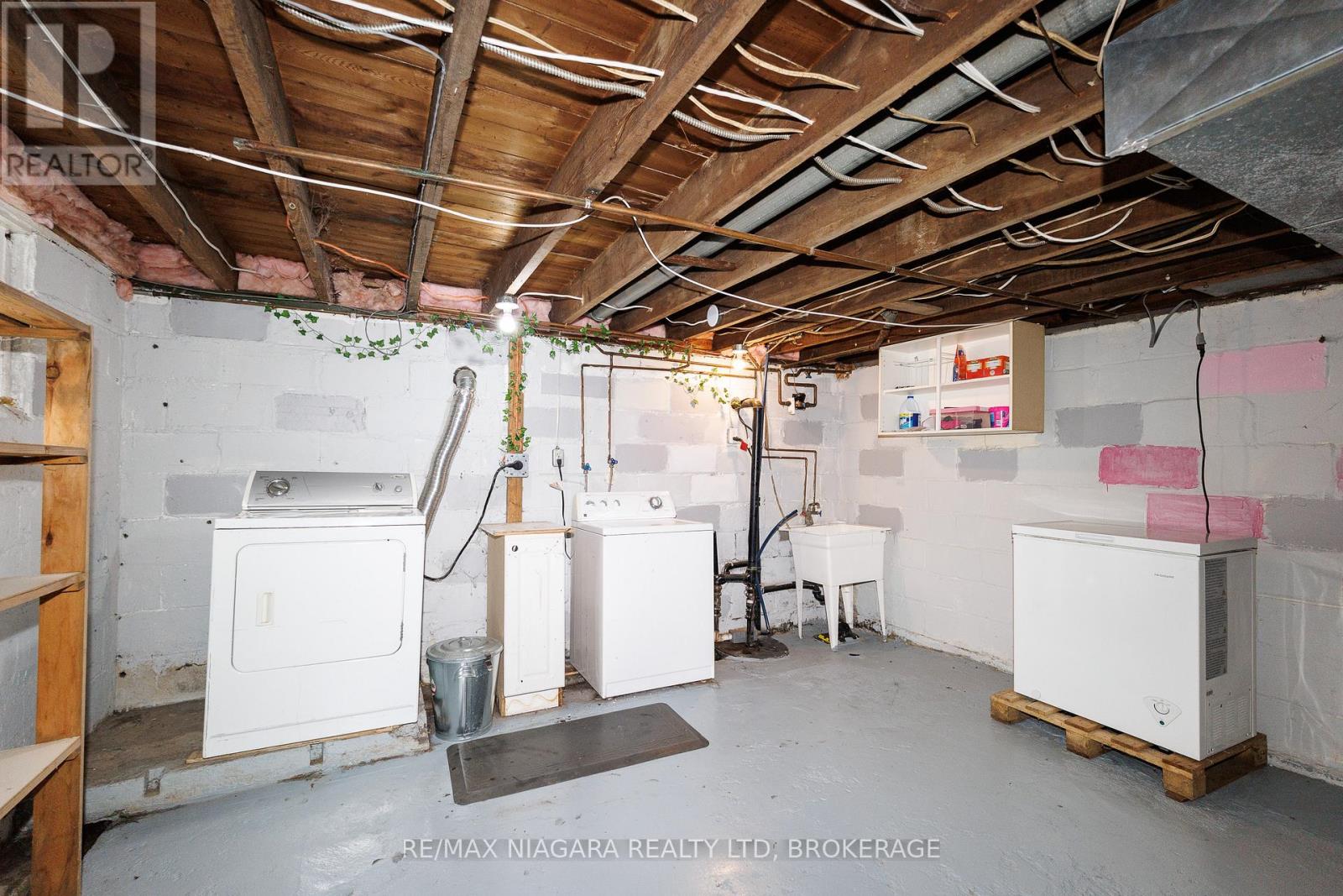5011 FIFTH AVENUE - 25