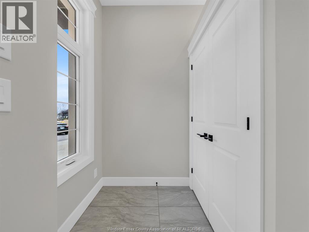 236 MANOR'S GROVE, Lakeshore, Ontario, N8N0E8 — Photo 11