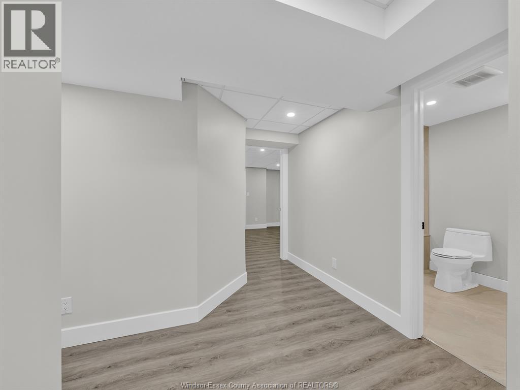 236 MANOR'S GROVE, Lakeshore, Ontario, N8N0E8 — Photo 42