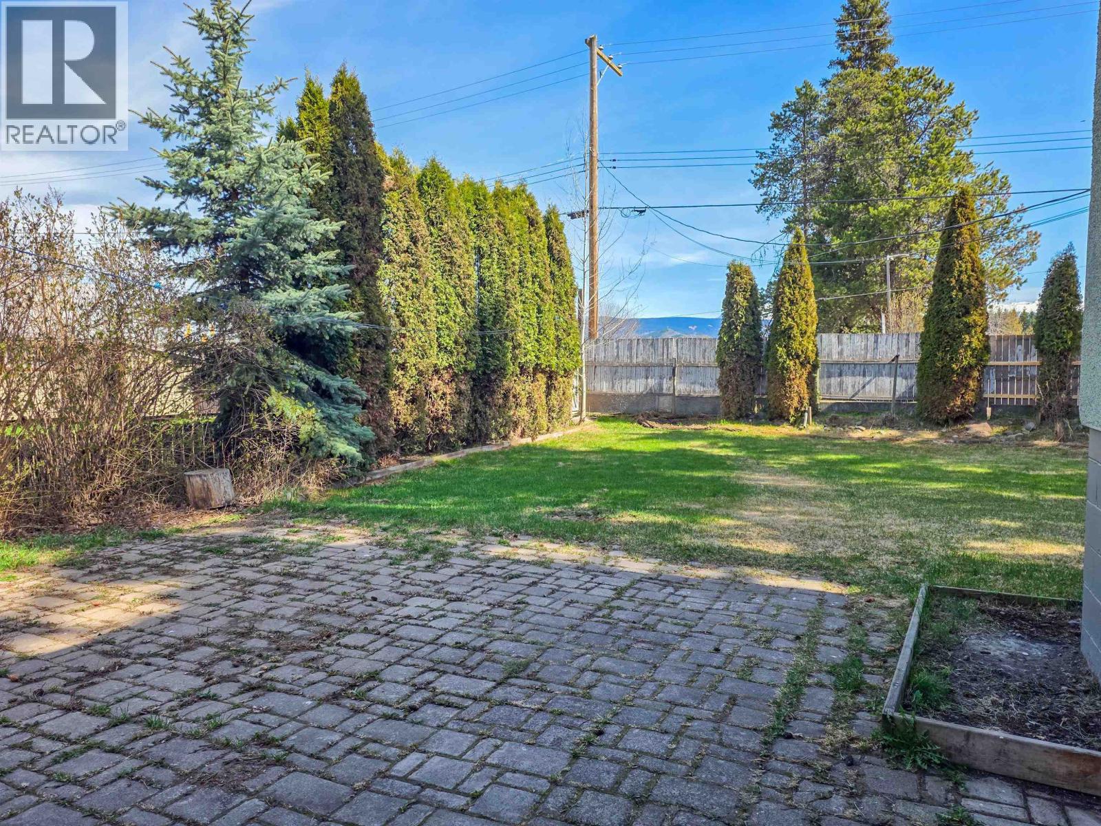 4048 FOURTH AVENUE, Smithers