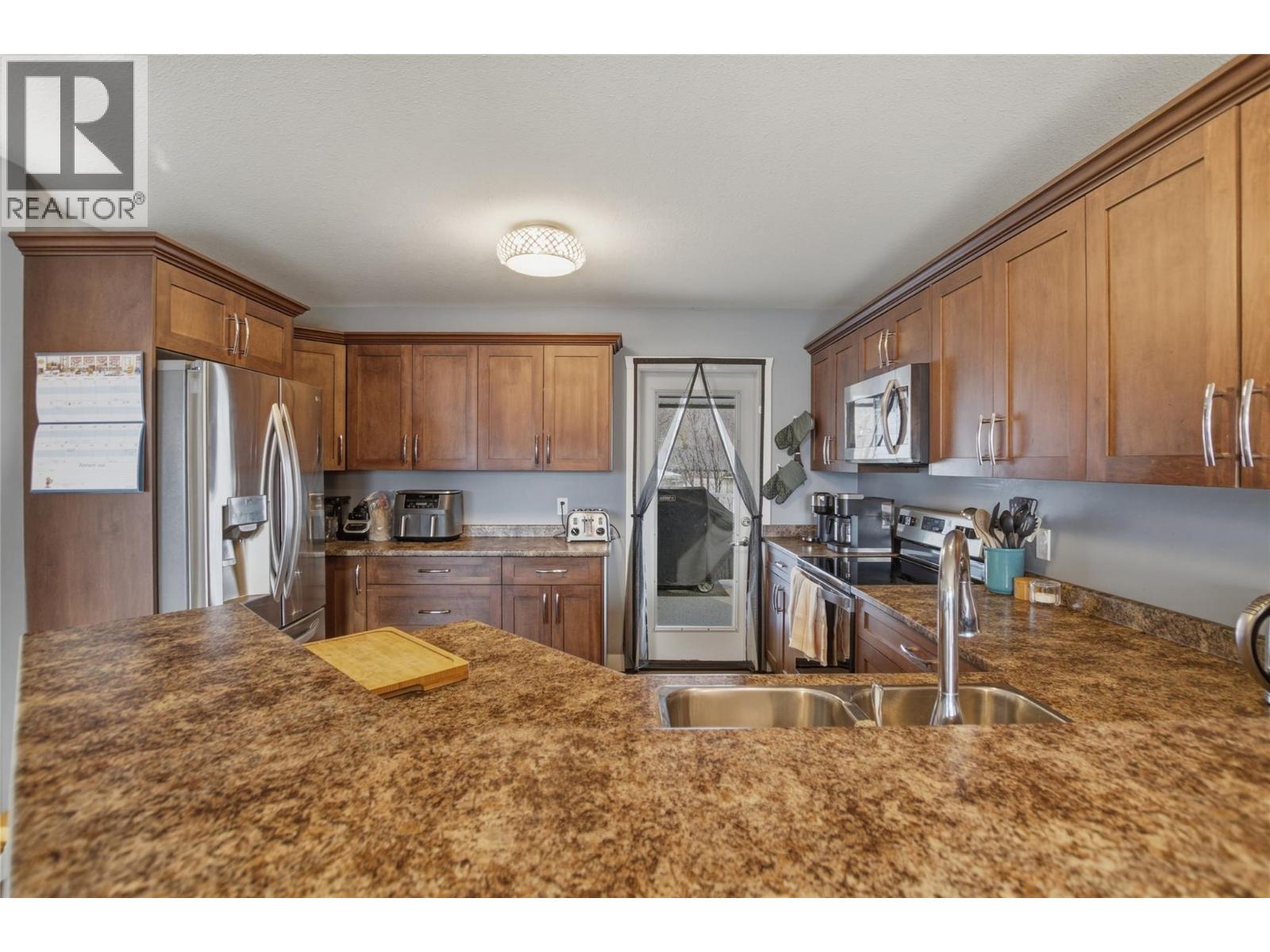 762 MCCURRACH Road - 13