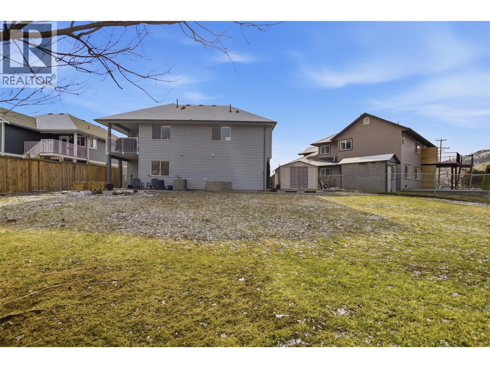 762 MCCURRACH Road - 35