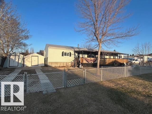 2 SUNSET BV, Spruce Grove