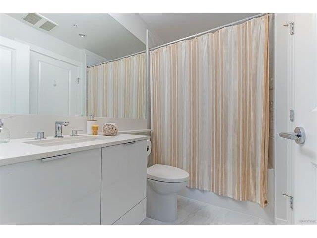 2 Bed, 1 Bath House for Rent in Langley – C523 8150 207 STREET, Langley - Image 7