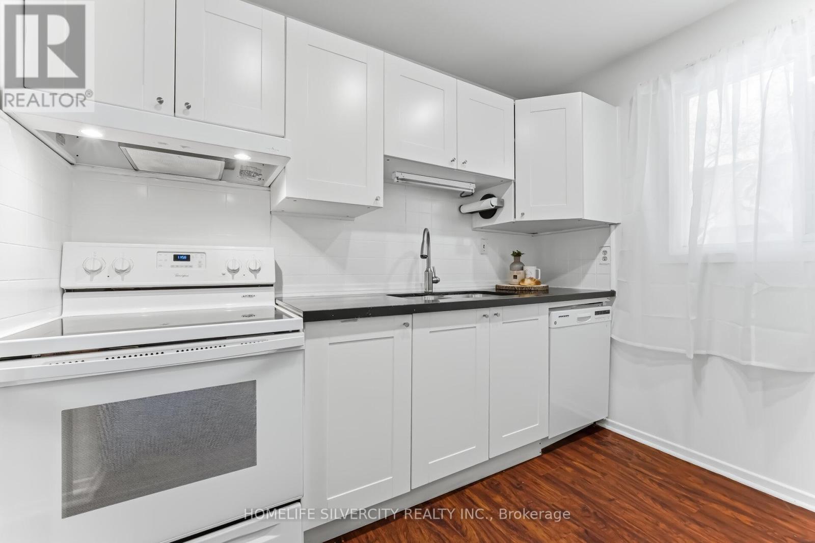 #100 45 HANSEN ROAD - 12