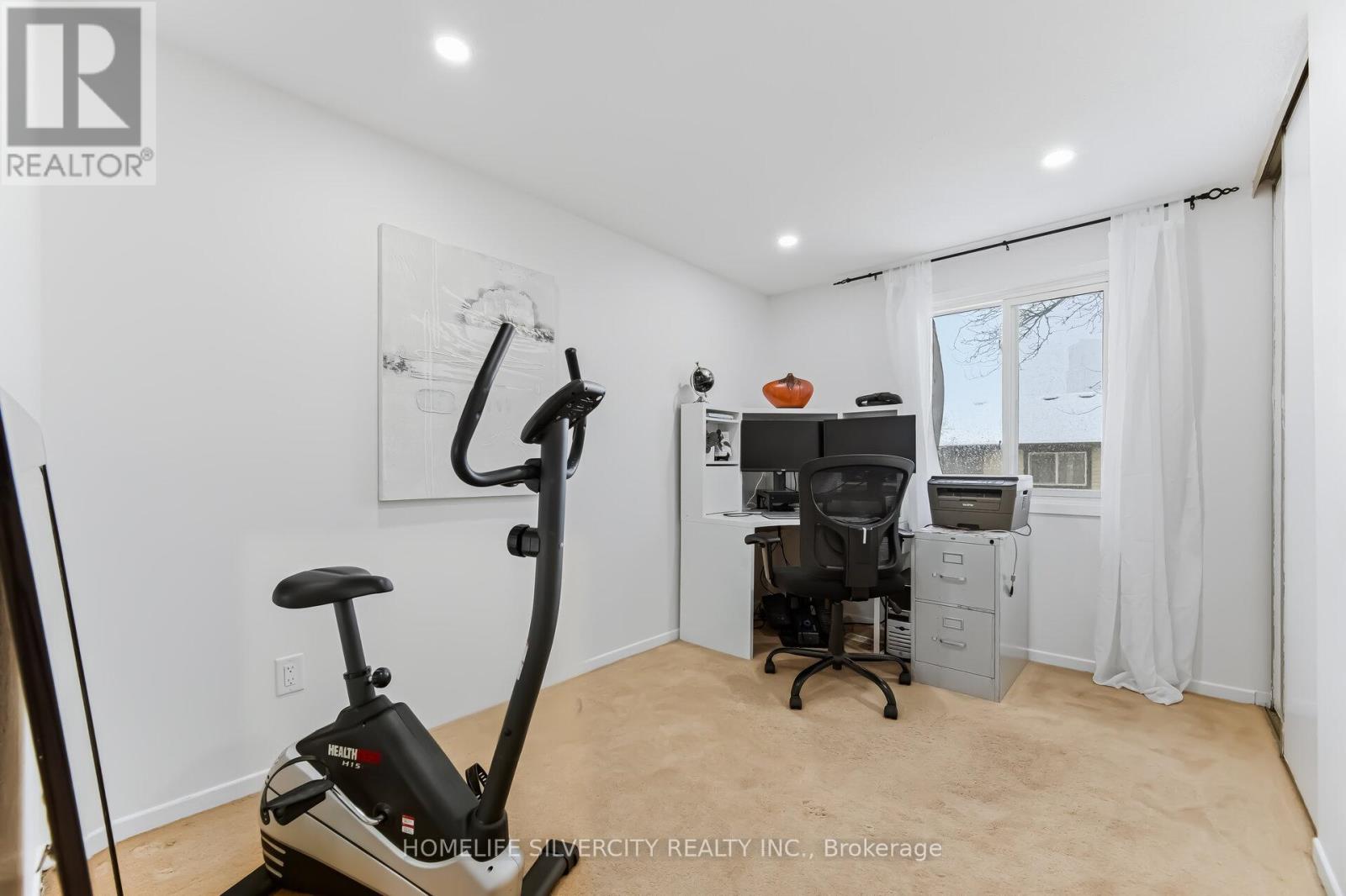#100 45 HANSEN ROAD - 22