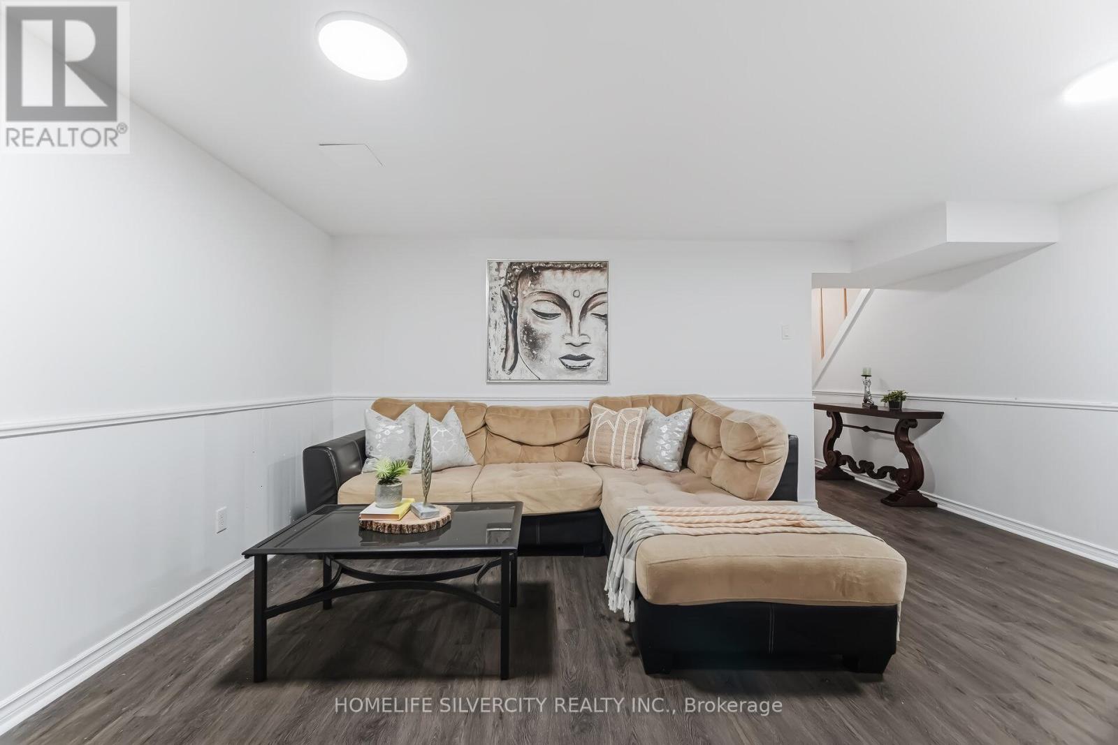 #100 45 HANSEN ROAD - 26