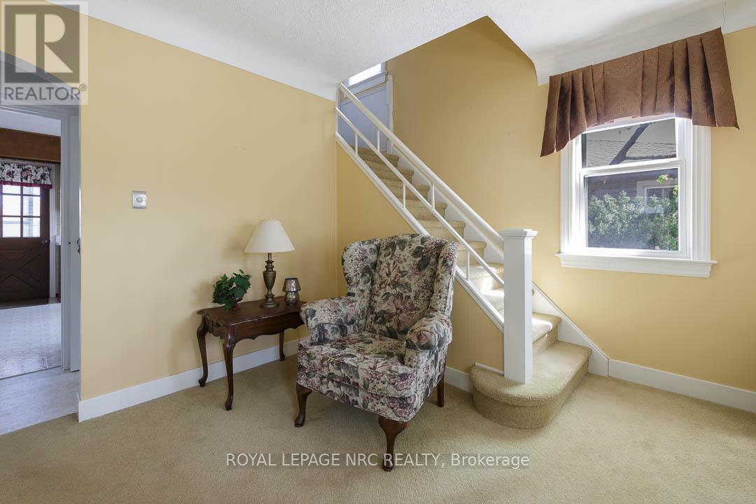 248 WALLACE AVENUE S - 10