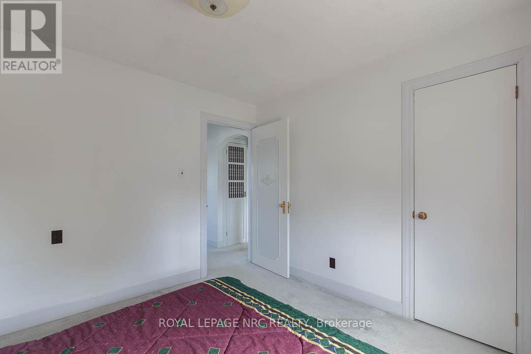 248 WALLACE AVENUE S - 22