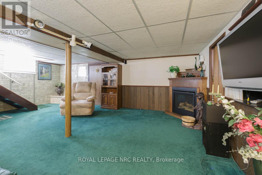 248 WALLACE AVENUE S - 28