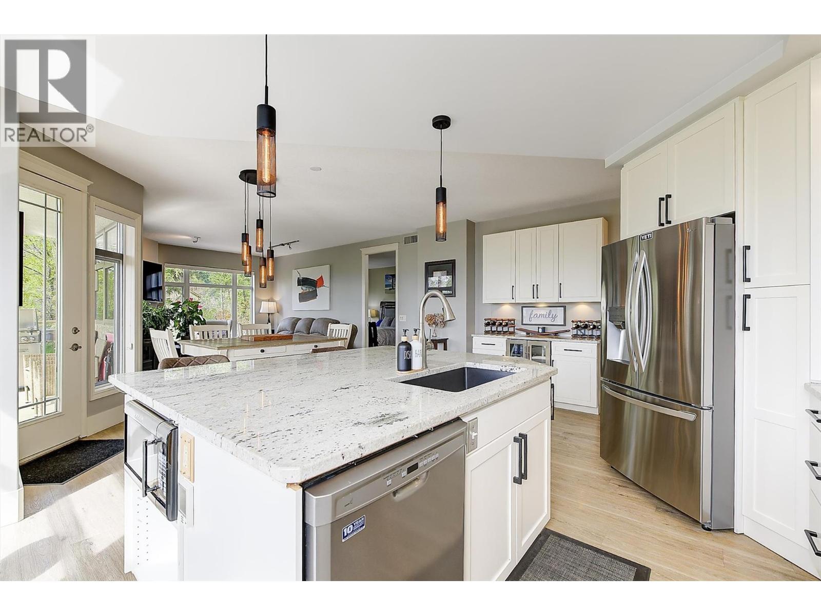  1027 James Hockey Place, Kelowna