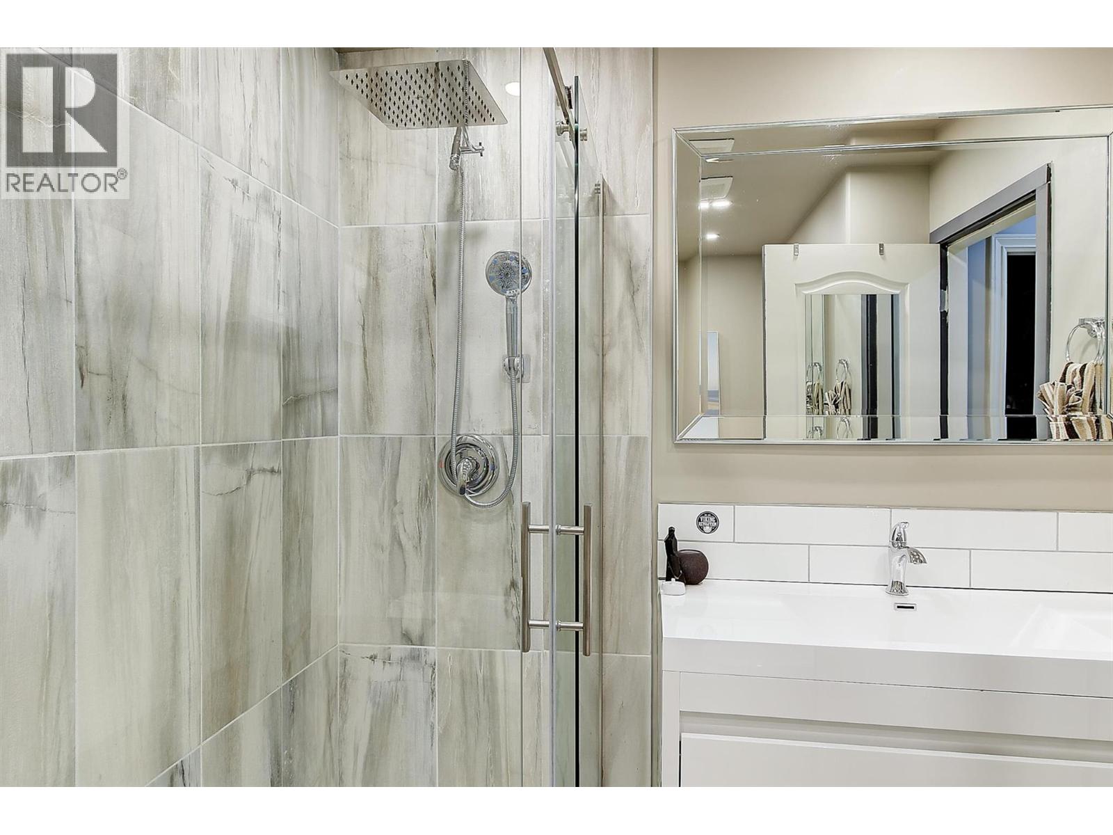 1027 James Hockey Place - 22