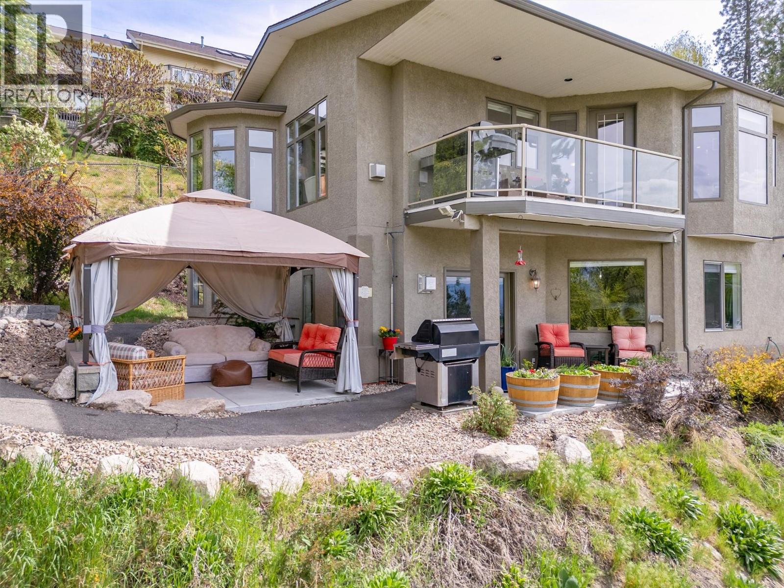 1027 James Hockey Place - 43