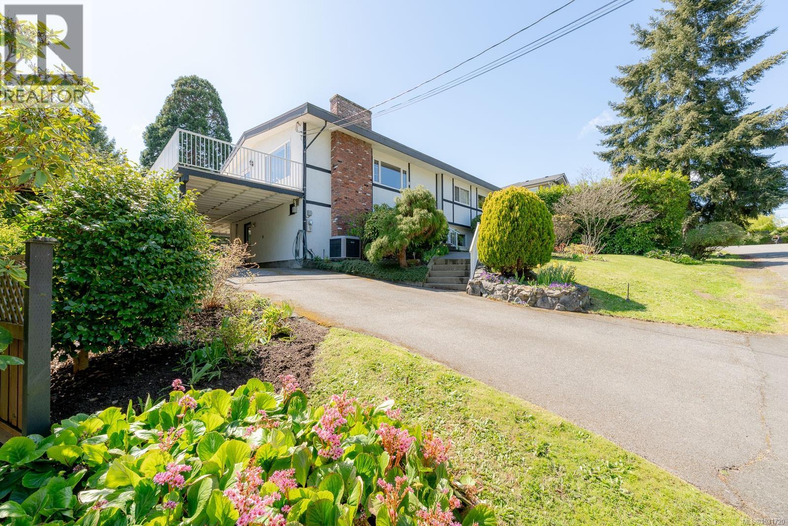 2419 Barbara Pl, Central Saanich