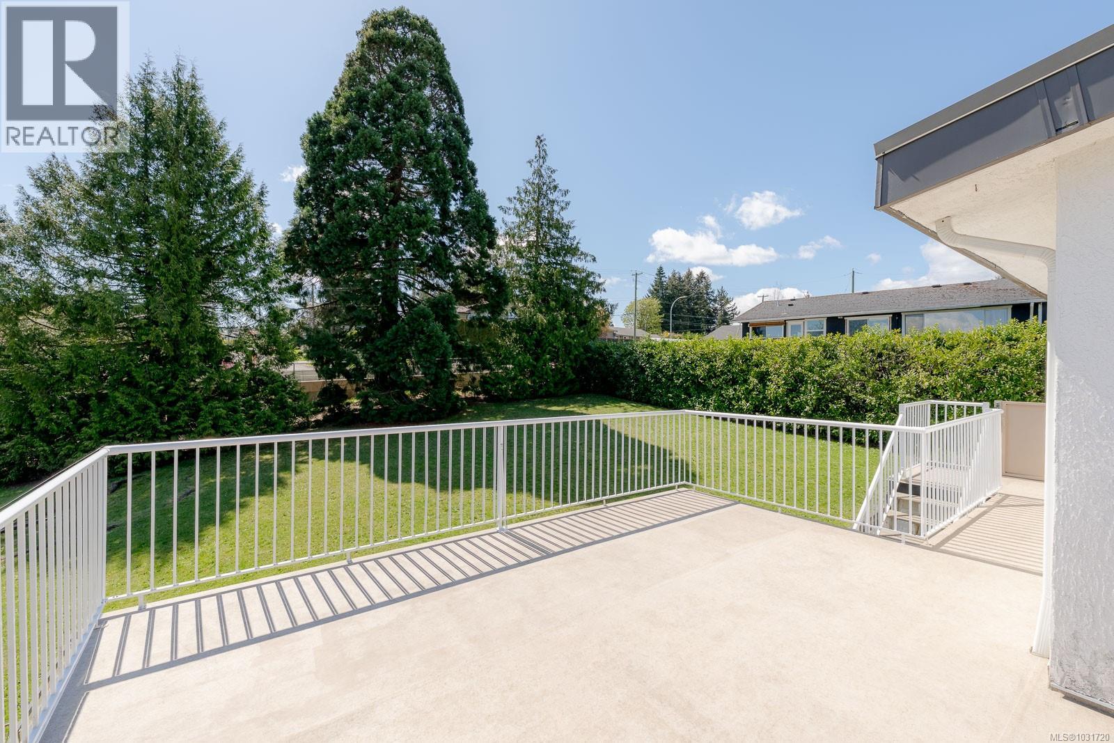 2419 Barbara Pl, Central Saanich
