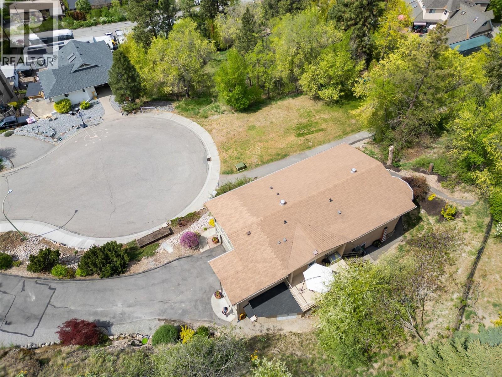 1027 James Hockey Place - 68