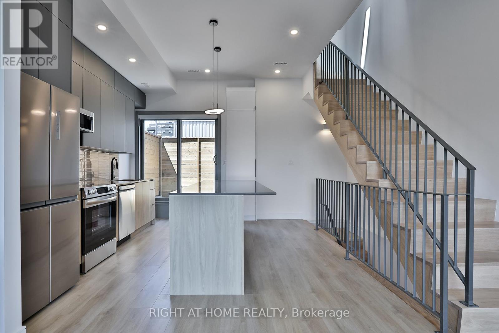 1169 DAVENPORT ROAD - 31
