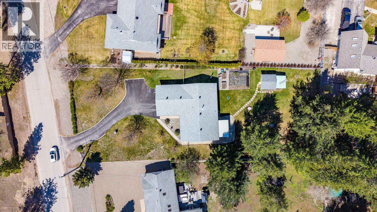  125 West China Creek Road, Princeton