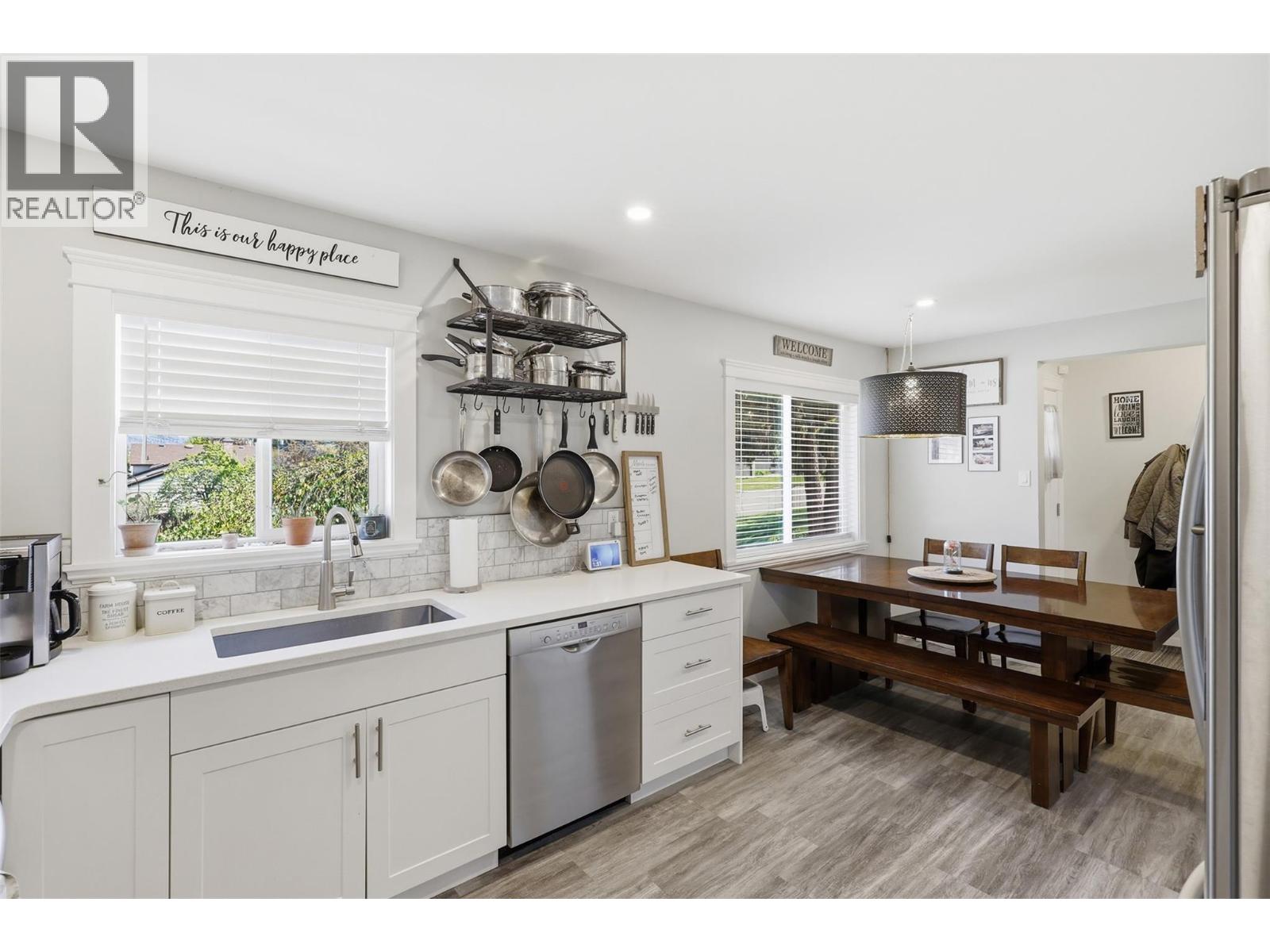 1807 ORCHARD Drive - 8