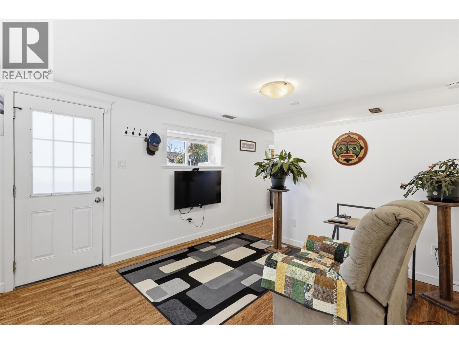 1807 ORCHARD Drive - 22